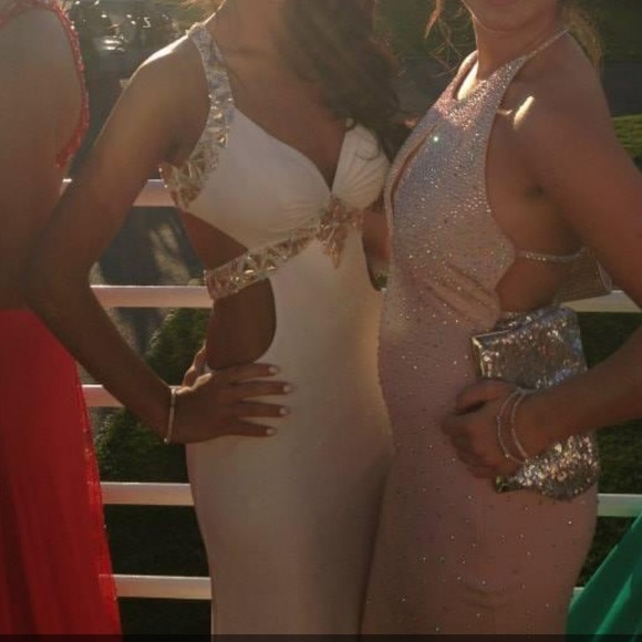 STUNNING White Tony Bowls PROM Dress - Picture 6 of 16